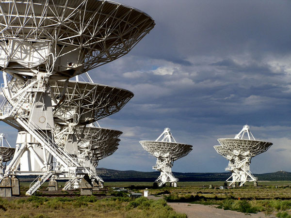 The Very Large Array, a astronomical radio observatory in New Mexico, consists of 27 radio antennas.  Electronically combining data from all dishes results in an ultra-high-resolution radio image of the heavens.